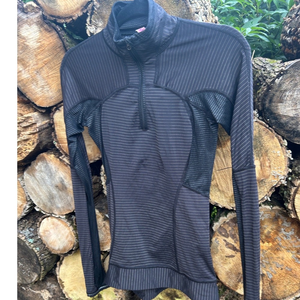 Lululemon Run Turbo 1/2 Zip 2 Pinstripe Black White Long Sleeve Top Athleisure